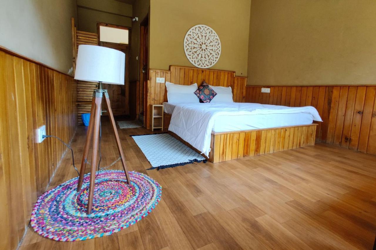Jibhi Incredible Guest House מראה חיצוני תמונה