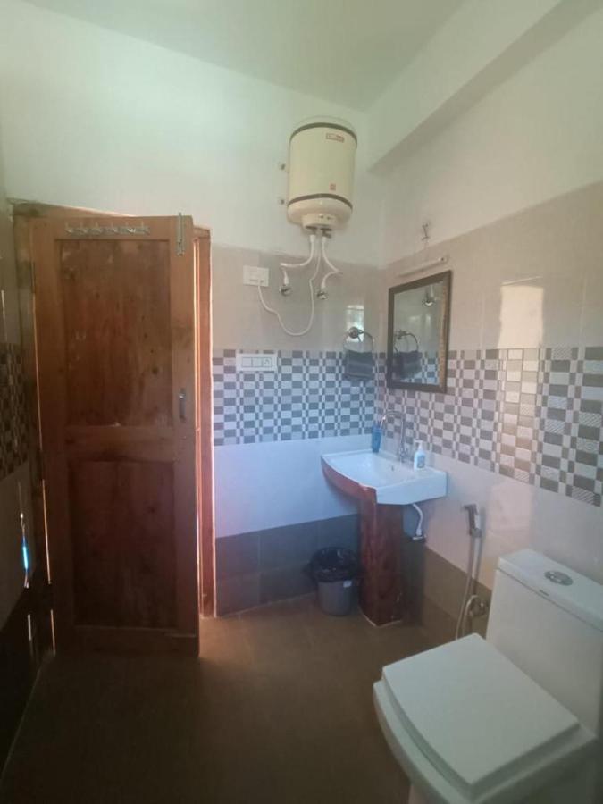 Jibhi Incredible Guest House מראה חיצוני תמונה