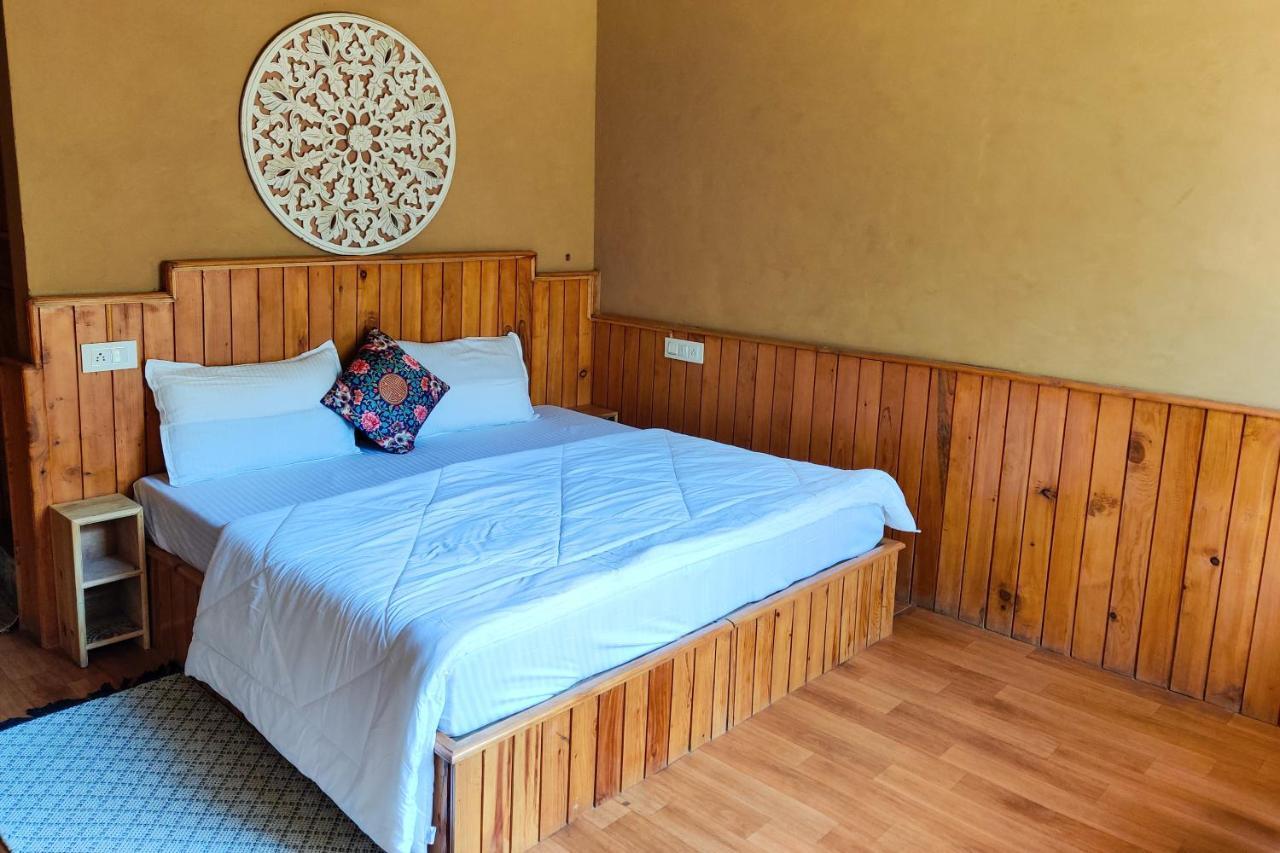 Jibhi Incredible Guest House מראה חיצוני תמונה